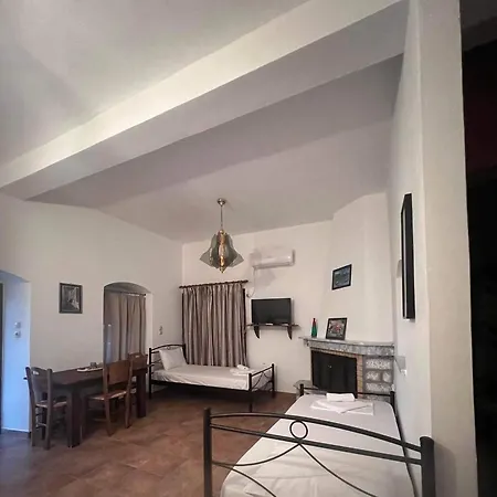 Villa Torre Di Maina à Charouda Extérieur photo