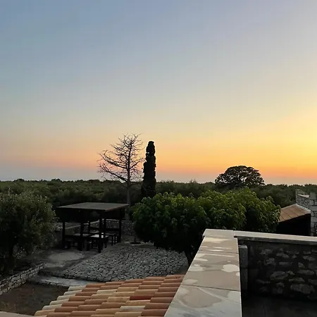 Villa Torre Di Maina à Charouda Extérieur photo