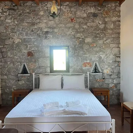 Villa Torre Di Maina à Charouda Extérieur photo
